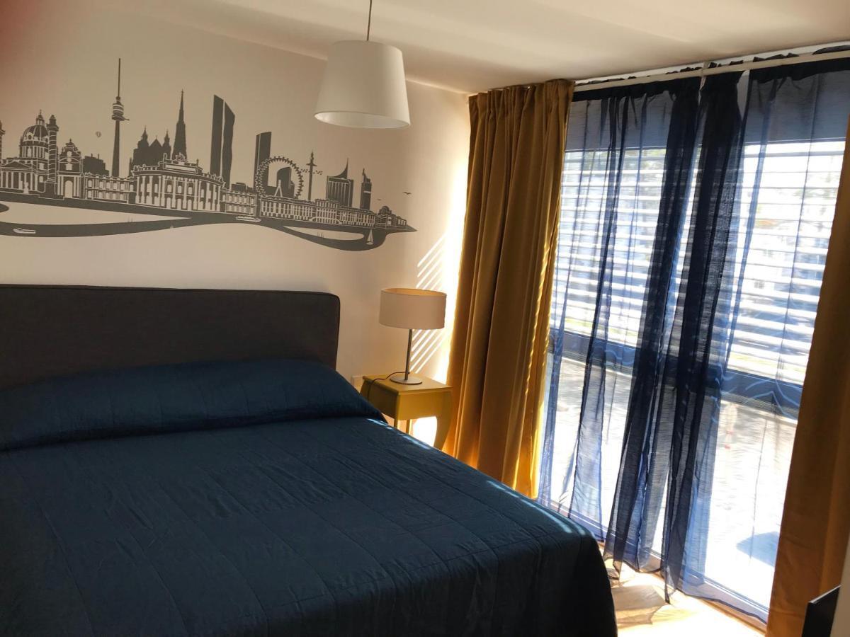 Yellow Flower Apartment With Pool - 5 Min To Lake 비엔나 외부 사진