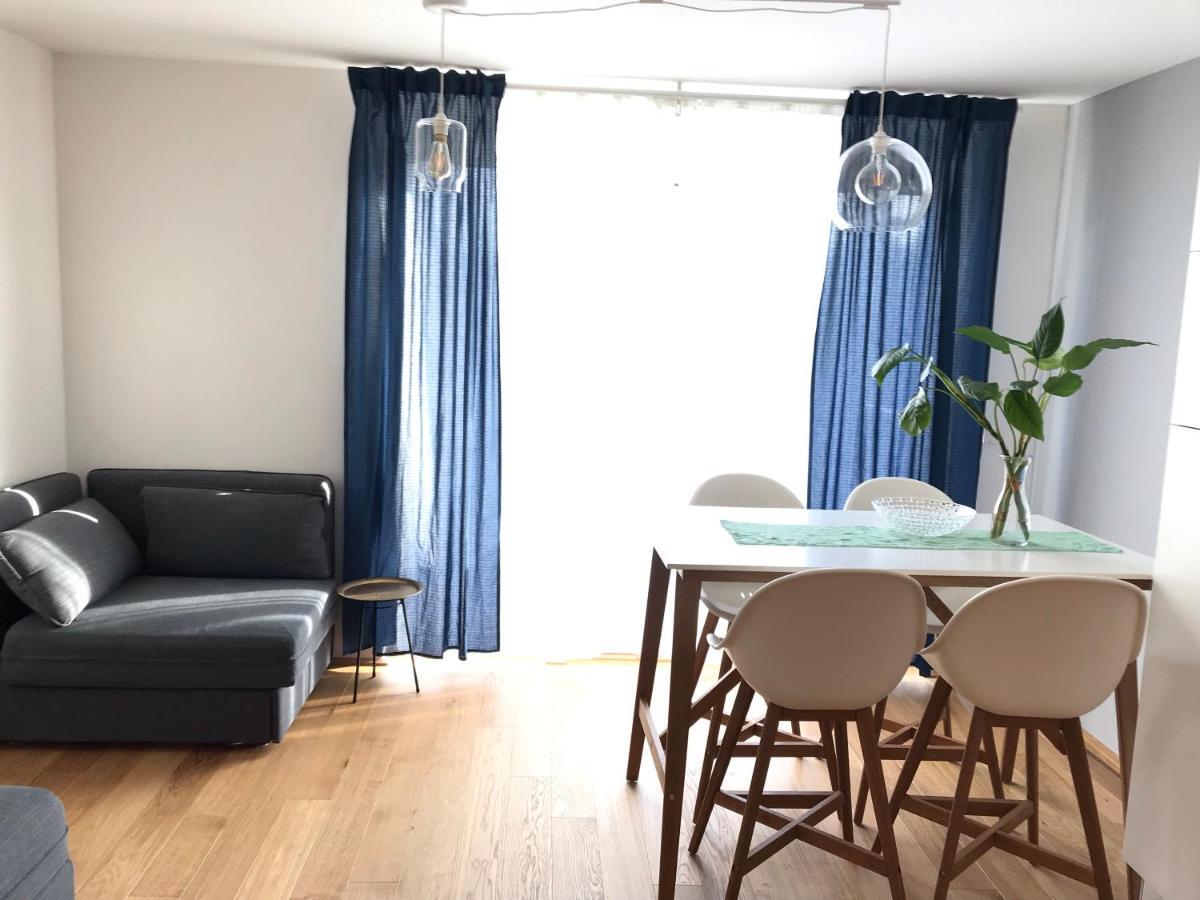 Yellow Flower Apartment With Pool - 5 Min To Lake 비엔나 외부 사진
